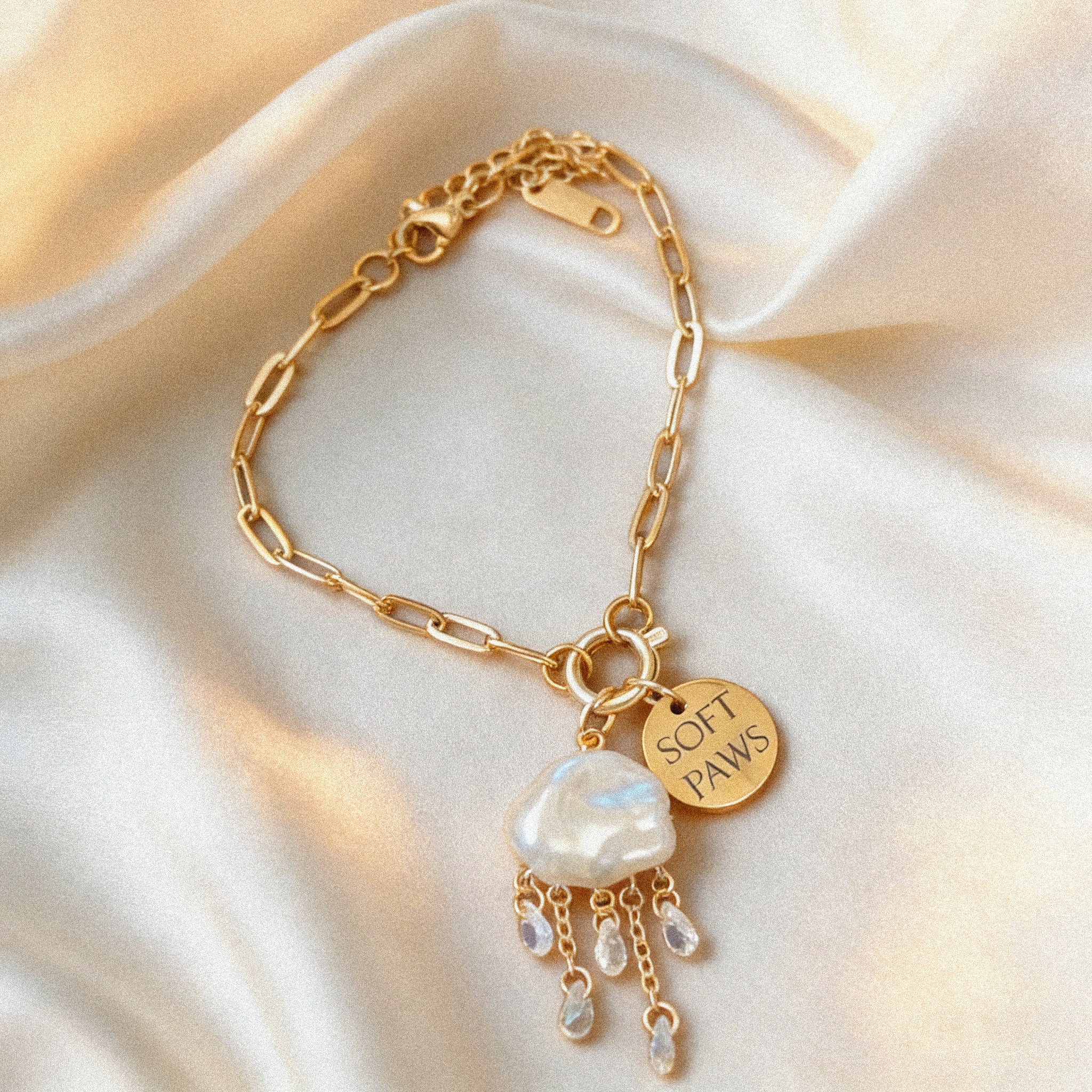 Gold Bracelet - Pearl
